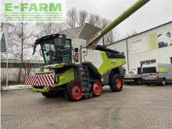 Зерноуборочный комбайн CLAAS Lexion 7700