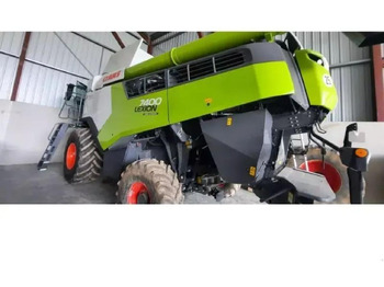Зерноуборочный комбайн CLAAS Lexion 740
