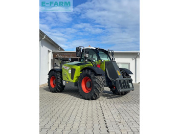 Телескопический погрузчик CLAAS