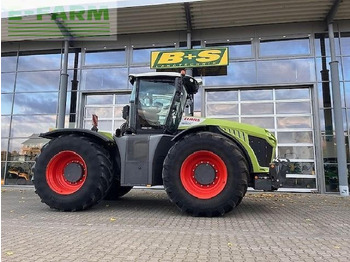 Трактор CLAAS Xerion 4000