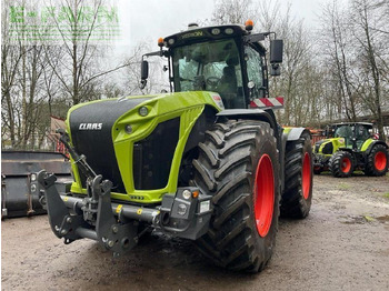 Трактор CLAAS Xerion
