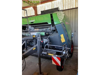 Пресс-подборщик тюковый FENDT