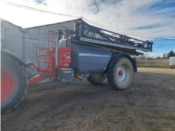Прицепной опрыскиватель HORSCH