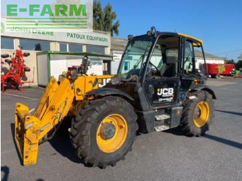 Телескопический погрузчик JCB