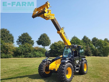 Телескопический погрузчик JCB