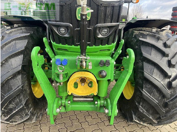 Трактор John Deere 6155r: фото 5