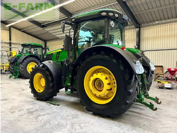 Трактор John Deere 7310r: фото 3
