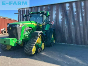Трактор JOHN DEERE