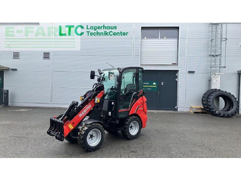 Компактный фронтальный погрузчик MANITOU MLA 2-25 H