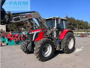 Трактор MASSEY FERGUSON 100 series