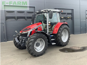 Трактор MASSEY FERGUSON 100 series