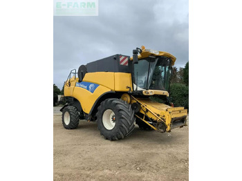 Зерноуборочный комбайн NEW HOLLAND CX series