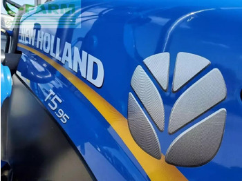 Трактор New Holland t 5.95: фото 4 Трактор New Holland t 5.95: фото 4