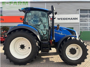 Трактор NEW HOLLAND T5