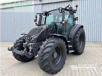 Трактор VALTRA