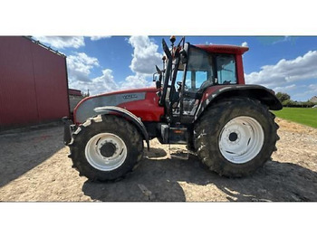 Трактор VALTRA T160