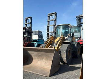 Колёсный погрузчик LIEBHERR L 538