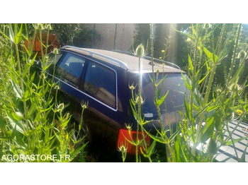 Легковой автомобиль AUDI