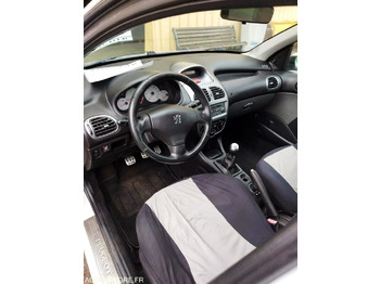 Легковой автомобиль PEUGEOT