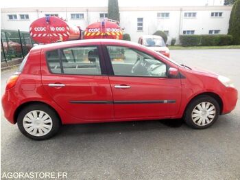 Хэтчбек Renault CLIO: фото 4 Хэтчбек Renault CLIO: фото 4