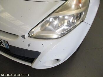 Хэтчбек Renault CLIO: фото 2 Хэтчбек Renault CLIO: фото 2