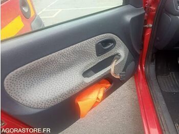Хэтчбек Renault CLIO: фото 5