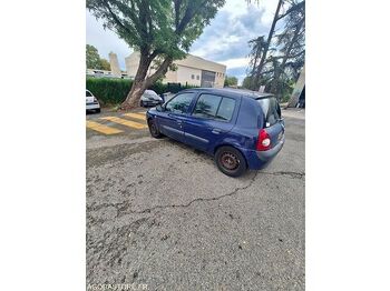 Хэтчбек Renault clio2: фото 3 Хэтчбек Renault clio2: фото 3
