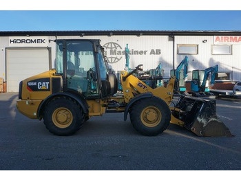 Колёсный погрузчик CAT 906M: фото 4