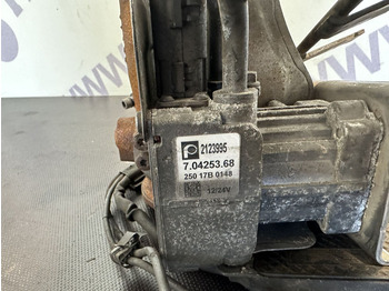 Двигатель и запчасти для Грузовиков DAF XF106: фото 4