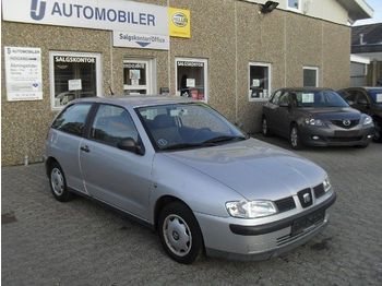Микроавтобус, Пассажирский фургон SEAT Ibiza: фото 1