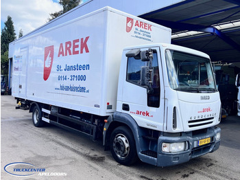 Грузовик с закрытым кузовом IVECO