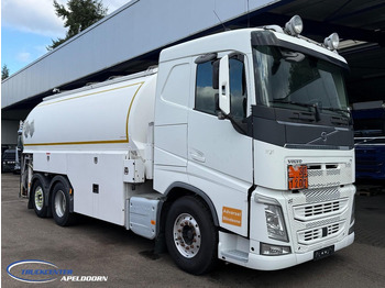 Грузовик-цистерна VOLVO FH 500