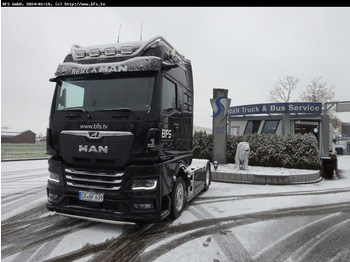 Тягач MAN TGX