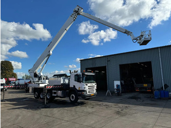 Грузовик SCANIA P 400