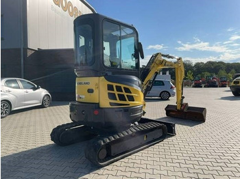 Мини-экскаватор New Holland E 29 B SR: фото 3 Мини-экскаватор New Holland E 29 B SR: фото 3