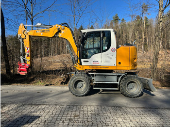 Колёсный экскаватор LIEBHERR A 910