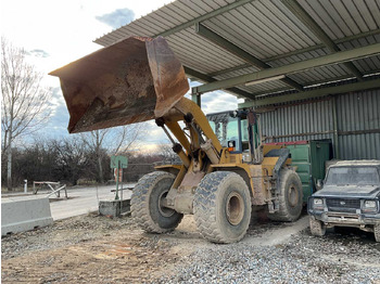 Мини-погрузчик с бортовым поворотом CATERPILLAR 966F
