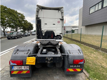 Грузовик MAN TGX 18.440 - 2015: фото 4 Грузовик MAN TGX 18.440 - 2015: фото 4