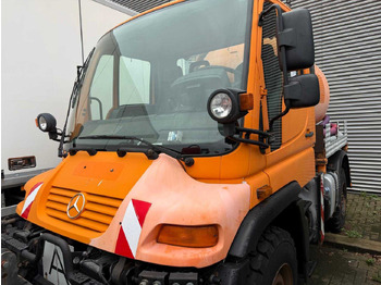 Грузовик UNIMOG U300