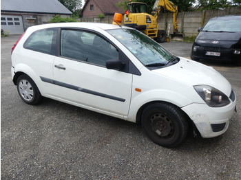 Легковой автомобиль REF:TRE614 - Voiture Utilitaire Ford FIESTA TDCI (2005-101.699 km): фото 3