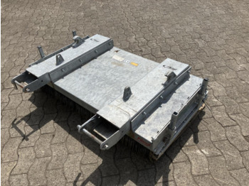 Щетка для Коммунальной и специальной техники Fliegl Löwe 1,50m: фото 4 Щетка для Коммунальной и специальной техники Fliegl Löwe 1,50m: фото 4