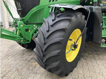 Трактор John Deere 6175R: фото 2