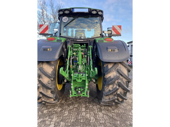 Трактор John Deere 6R 215: фото 4
