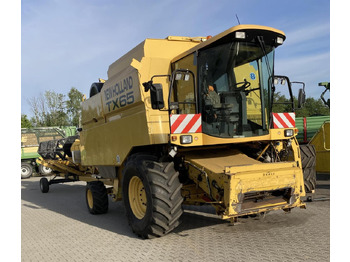 Зерноуборочный комбайн NEW HOLLAND TX65