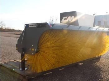 : фото в шапке страницы