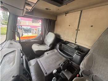 Самосвал RENAULT Kerax 420DCI 4x4: фото 5 Самосвал RENAULT Kerax 420DCI 4x4: фото 5