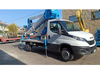 Грузовик с подъемником SOCAGE