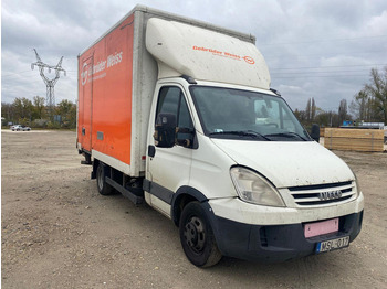Фургон с закрытым кузовом IVECO Daily