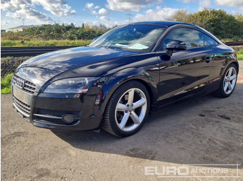 Легковой автомобиль AUDI