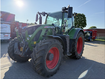 Трактор FENDT 724 Vario